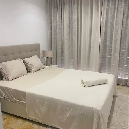 3 Bed Lux Lomas De Monteros *