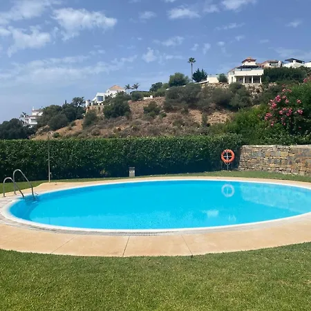 3 Bed Lux Lomas De Monteros شقة *