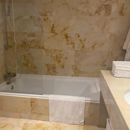 شقة 3 Bed Lux Lomas De Monteros *